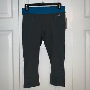 Women’s yoga pants